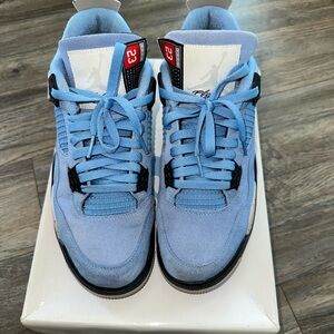 Jordan 4 University Blue